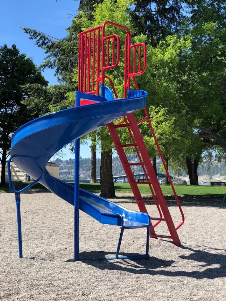 city-park-water-and-skate-park