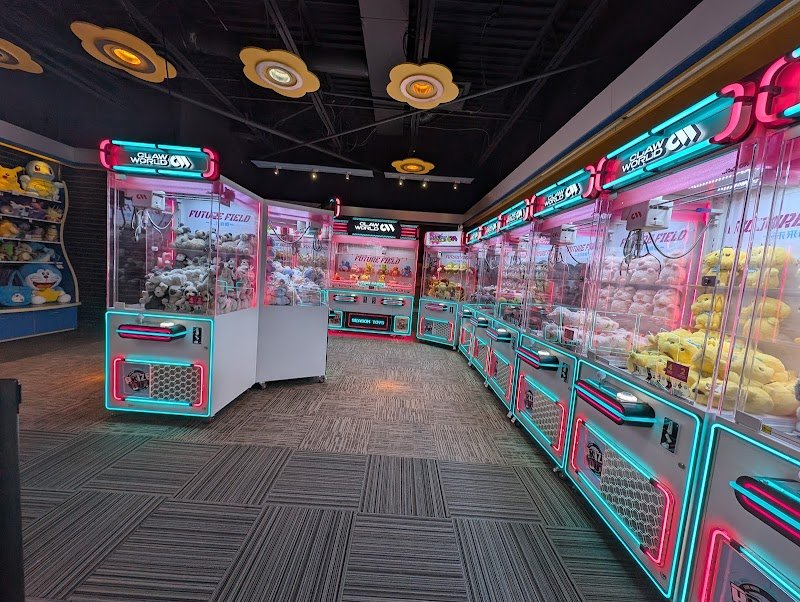 claw-world-centerpoint-mall