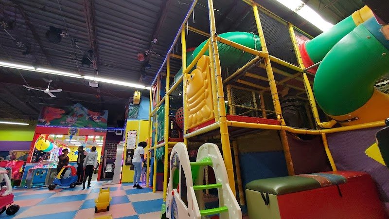giggles-playland-inc-scarborough-s-best-indoor-playland
