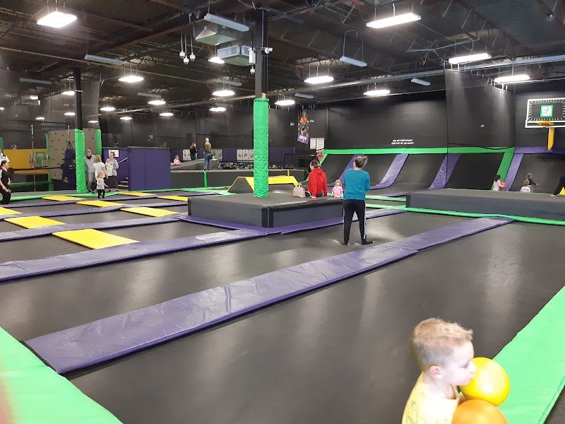 jump-la-indoor-trampoline-park