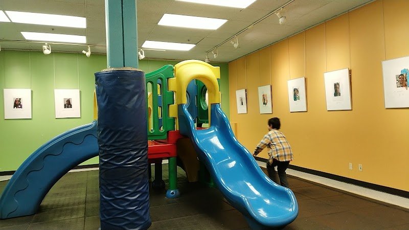 market-mall-mini-golf