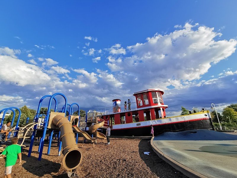 pier-4-park