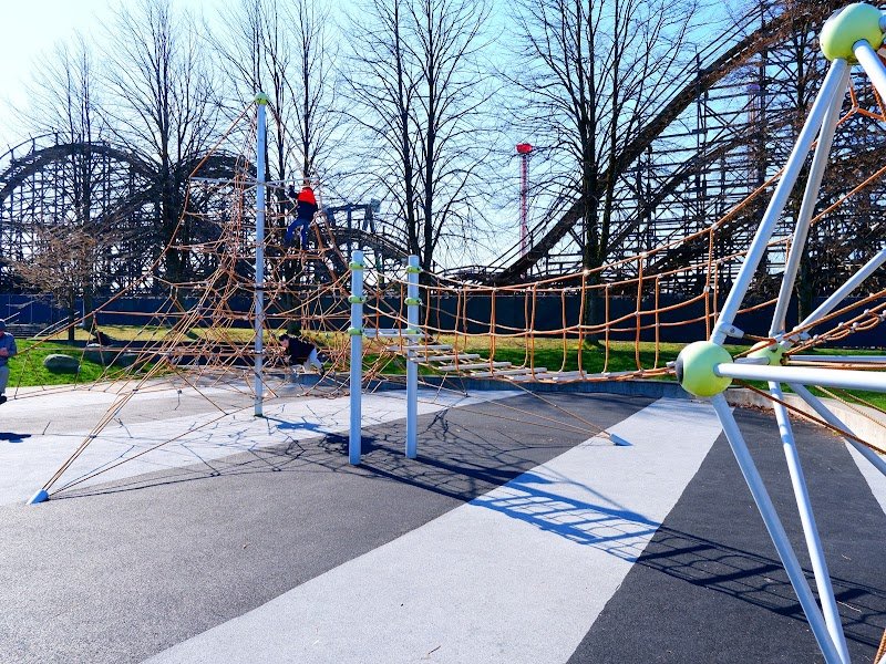slidey-slides-park