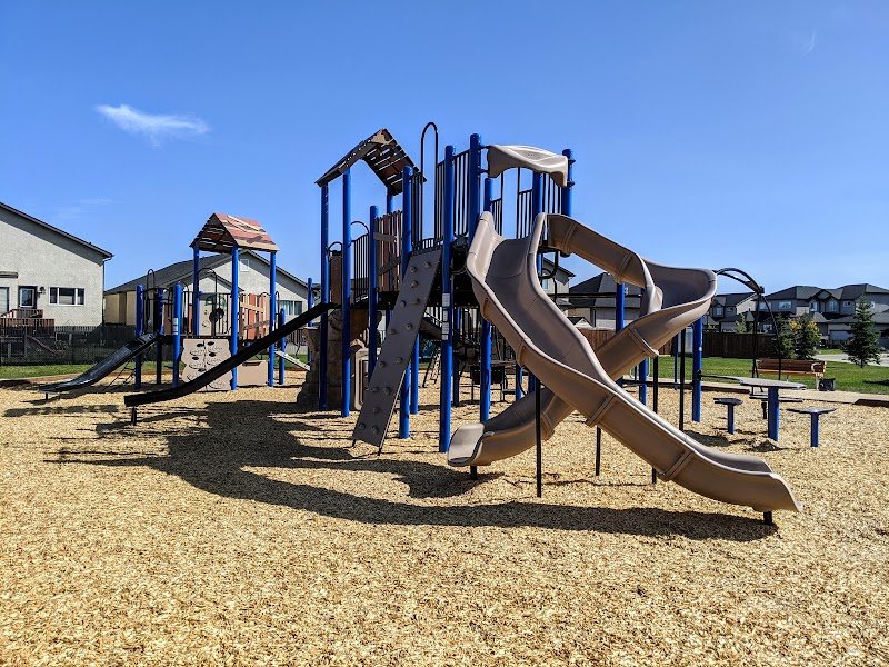 waterside-estates-playground