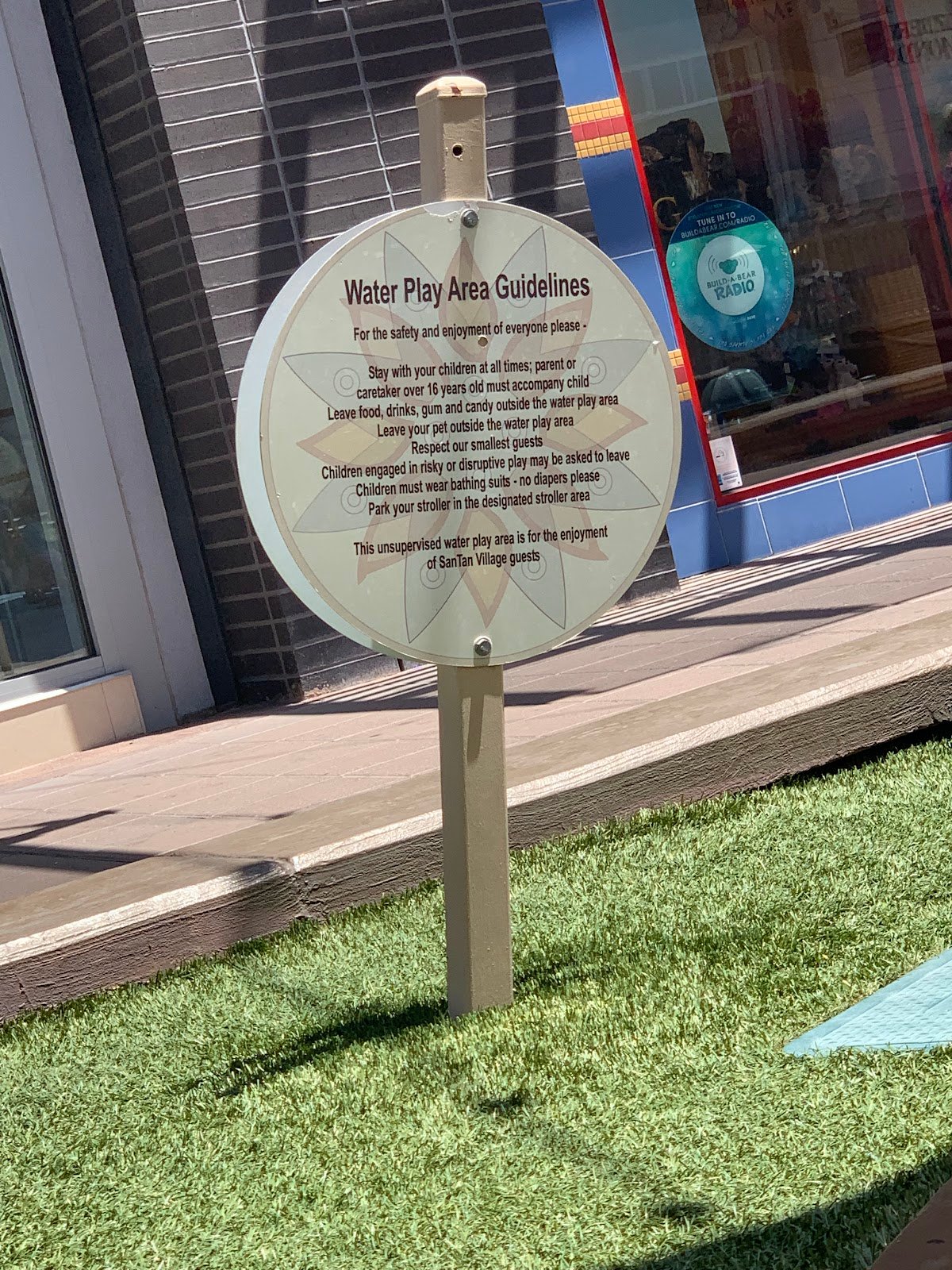 childrens-play-area-3