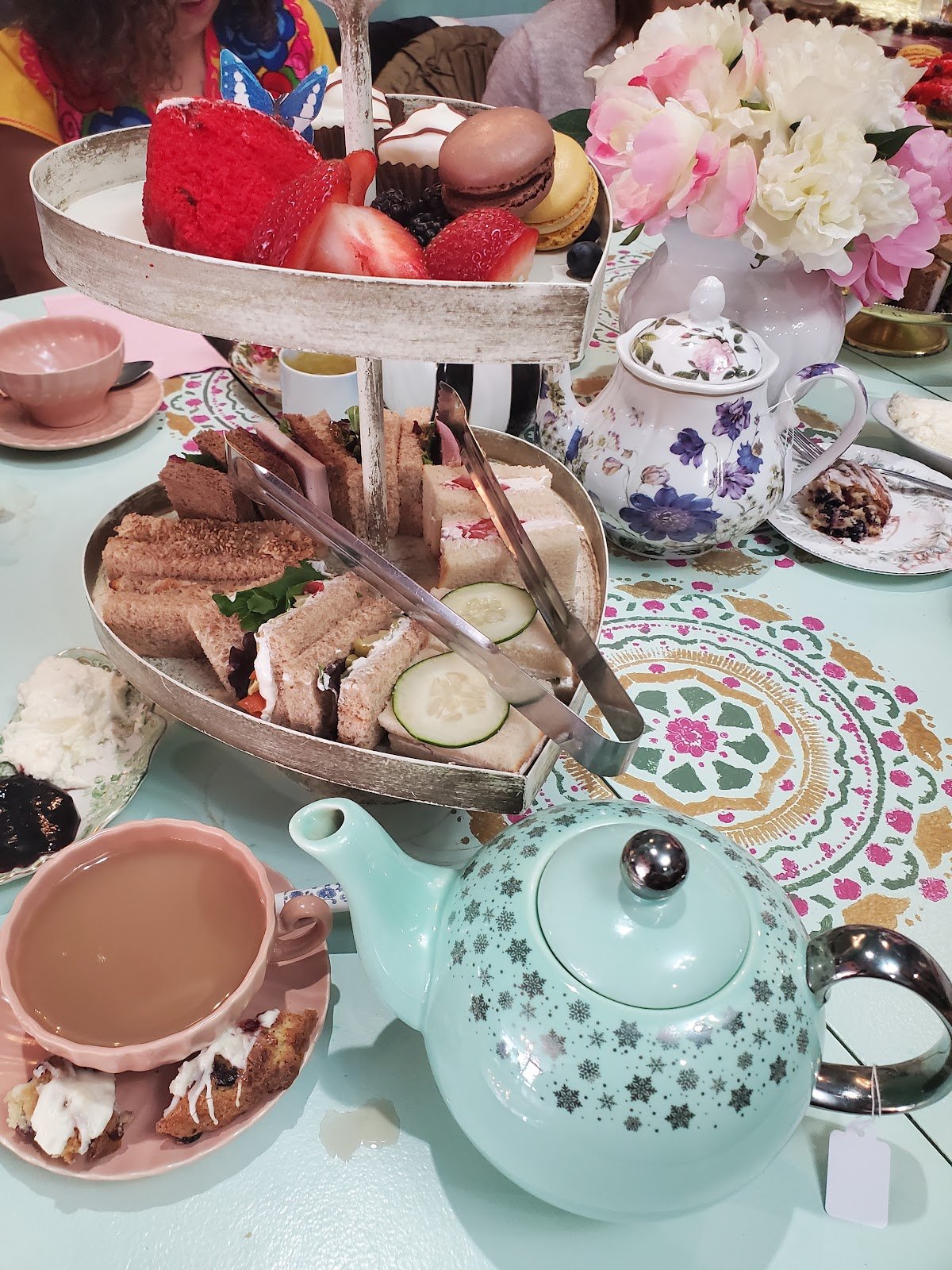 dream-come-true-tea-party-room-4