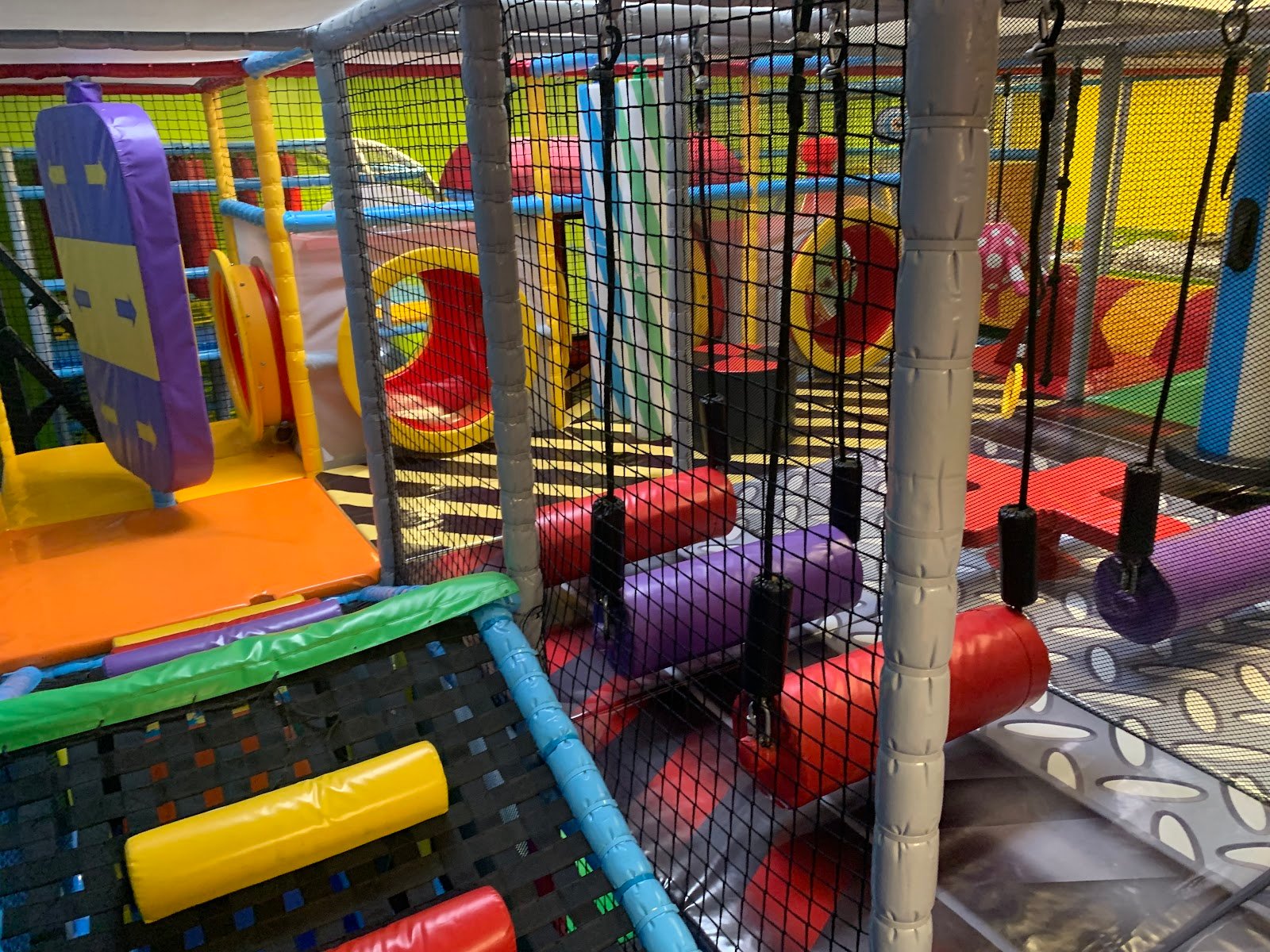 hide-n-seek-adventure-park-1