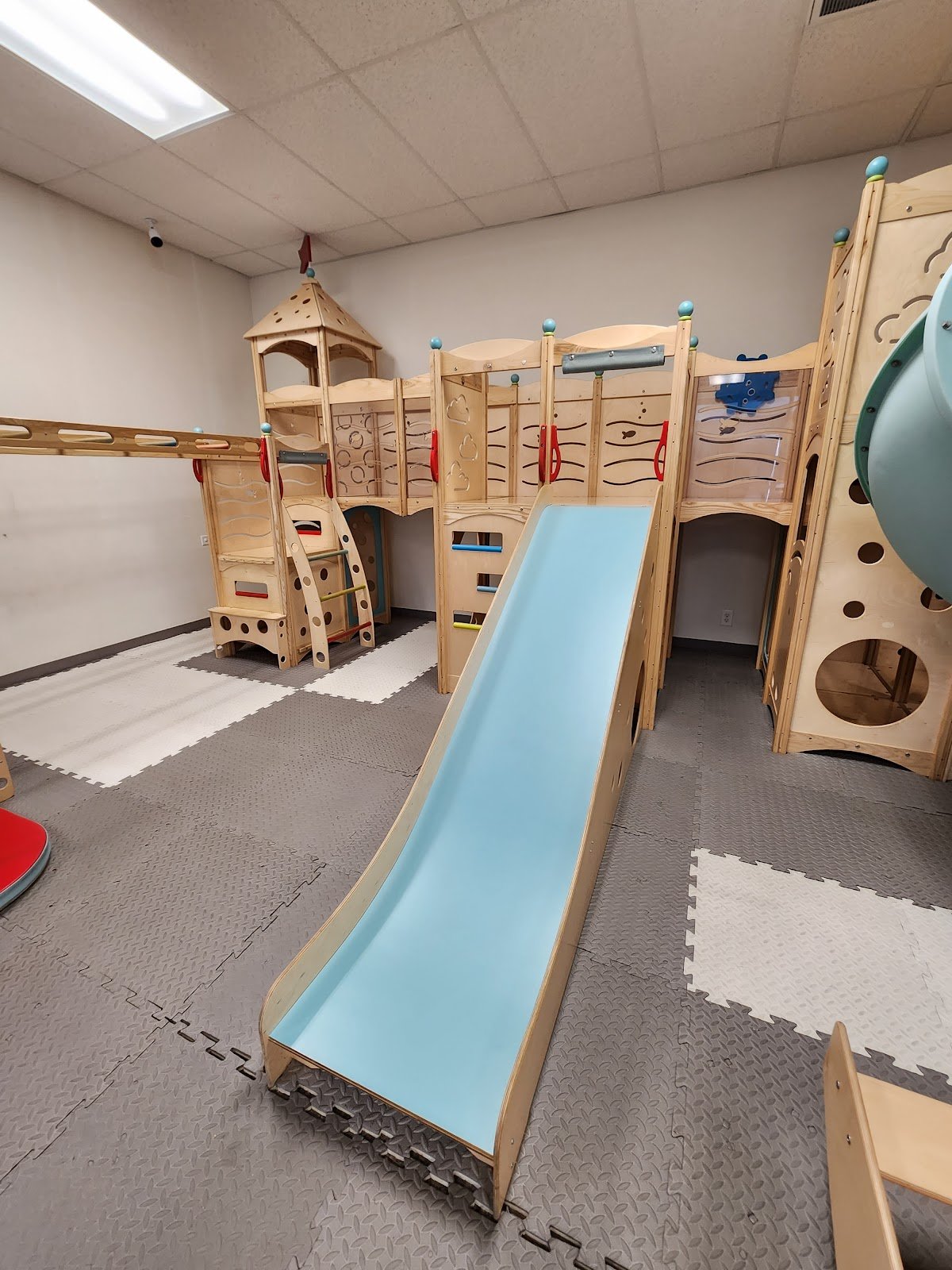 kids-play-cafe-1