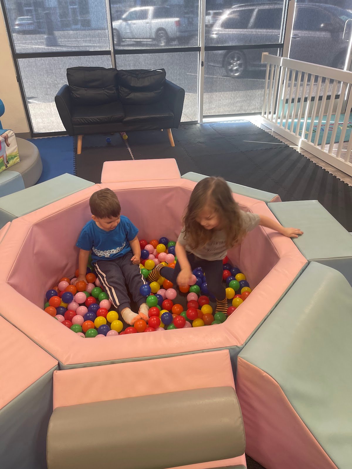 kids-play-cafe-3