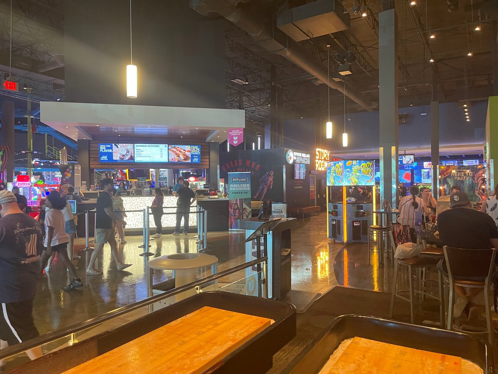 main-event-gilbert-4