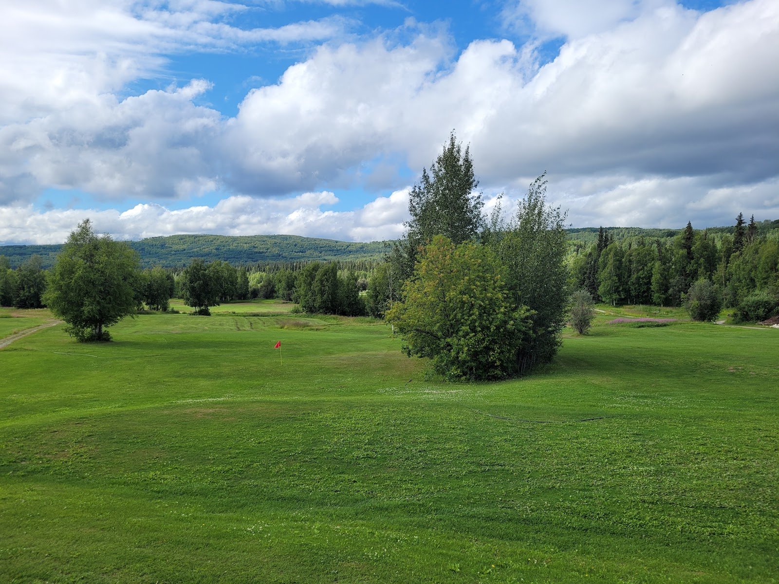 midnight-sun-golf-course-2