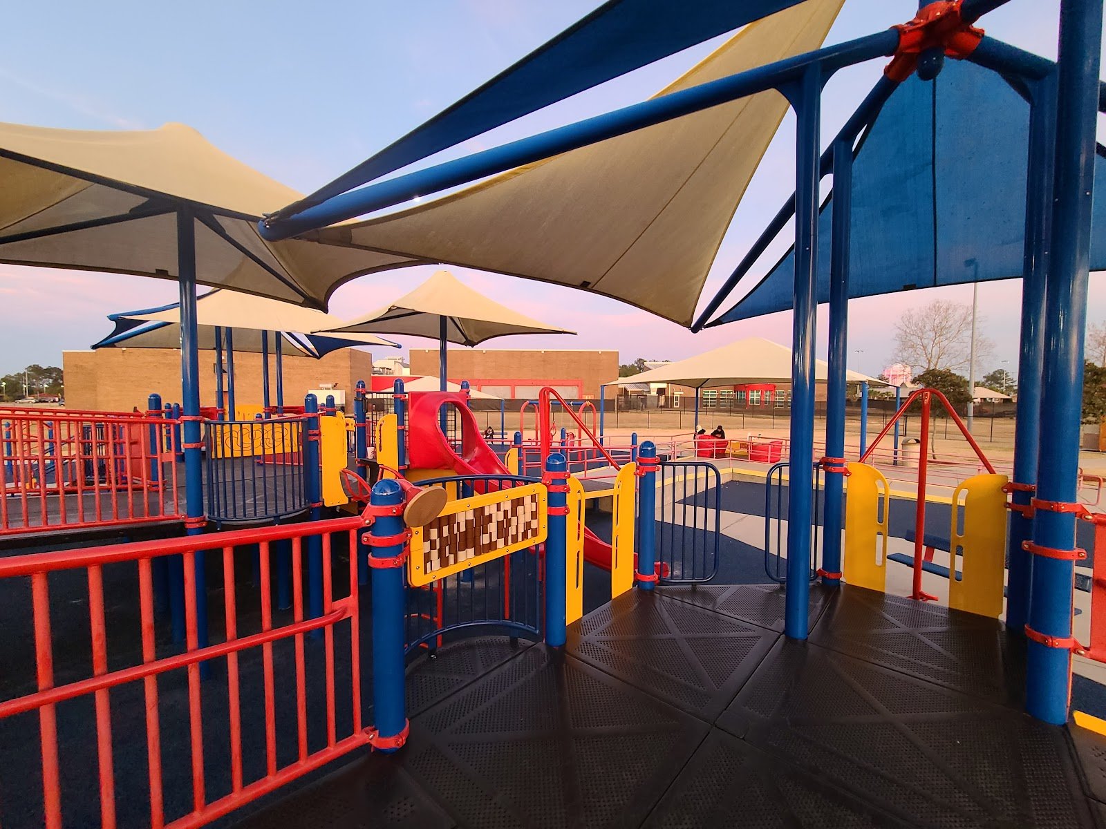 miracle-park-playground-1