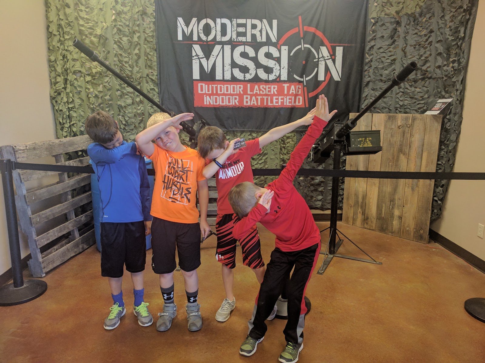 modern-mission-outdoor-laser-tag-airsoft-axe-throwing-indoor-laser-tag-3