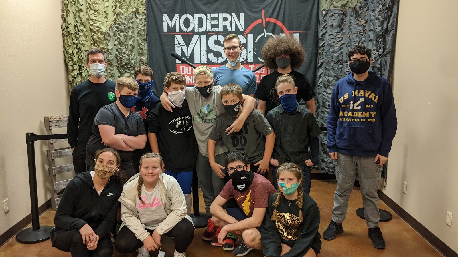 modern-mission-outdoor-laser-tag-airsoft-axe-throwing-indoor-laser-tag-4