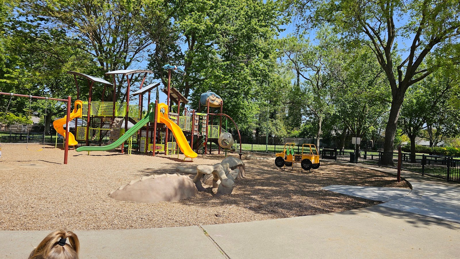 oki-park-playground-1