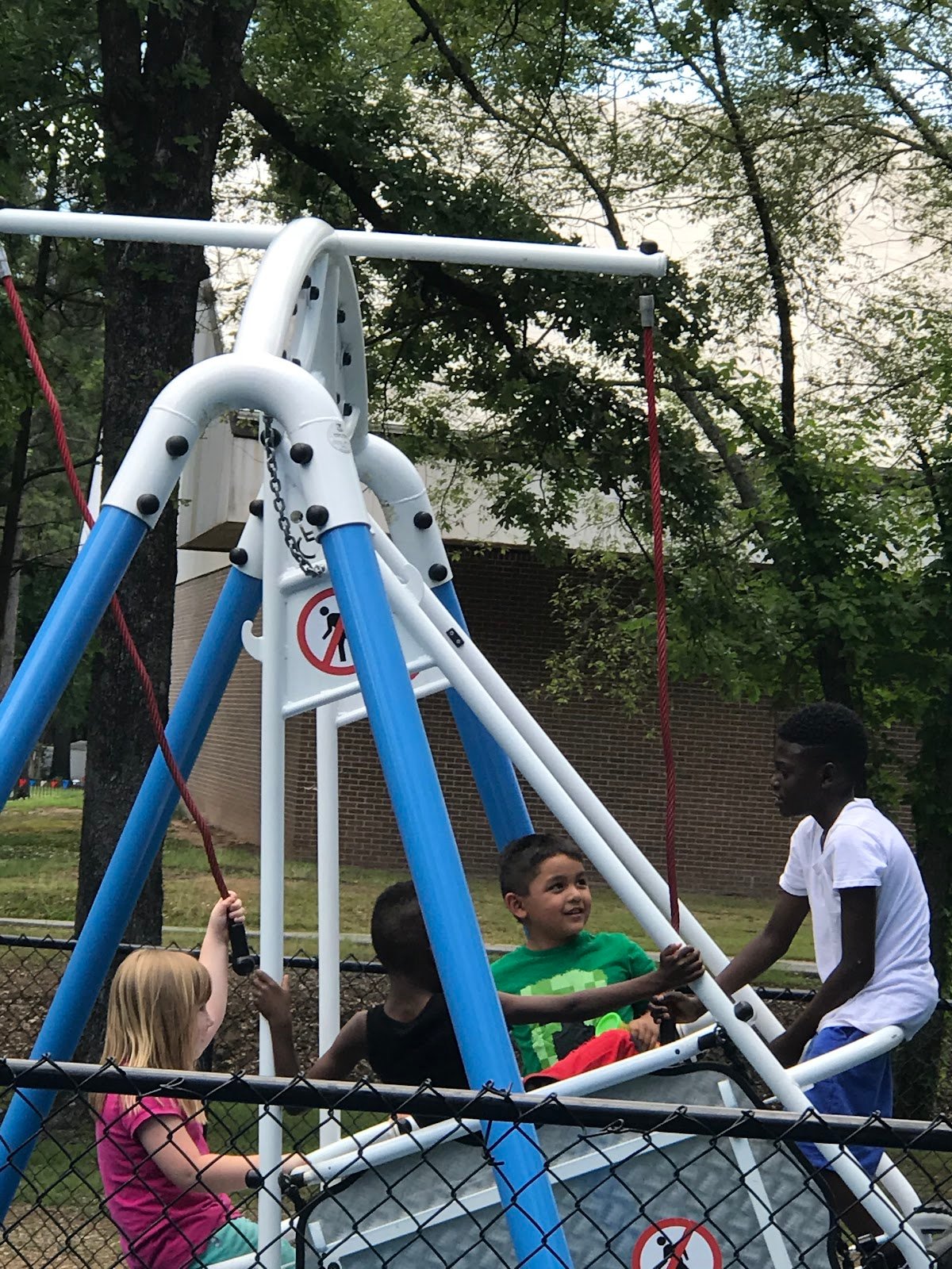 one-heart-playground-4