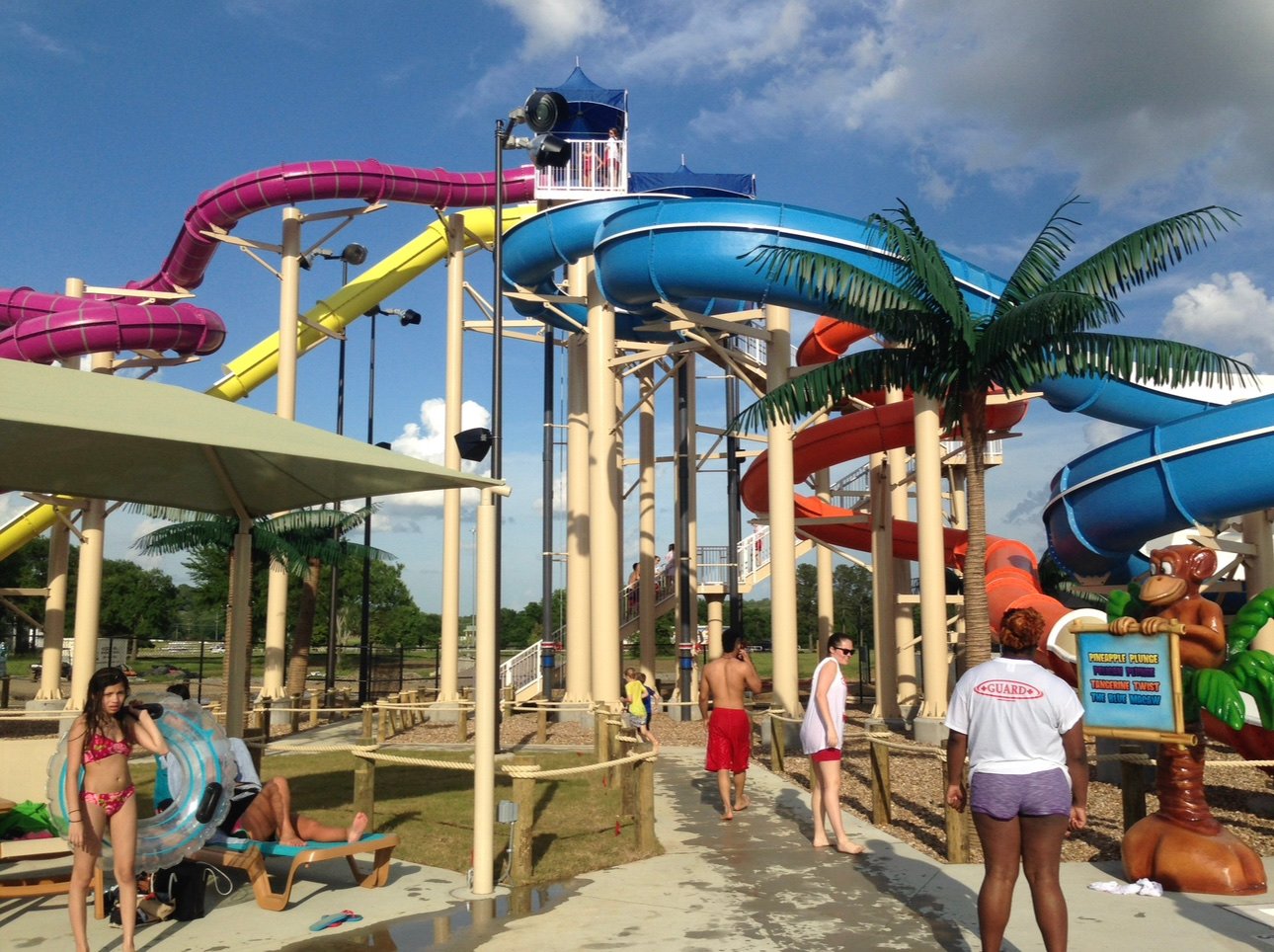 parrot-island-waterpark-1