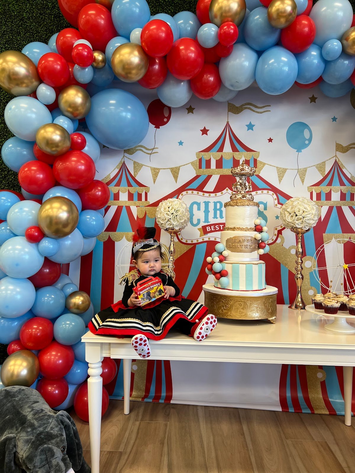 posh-petite-playhouse-4