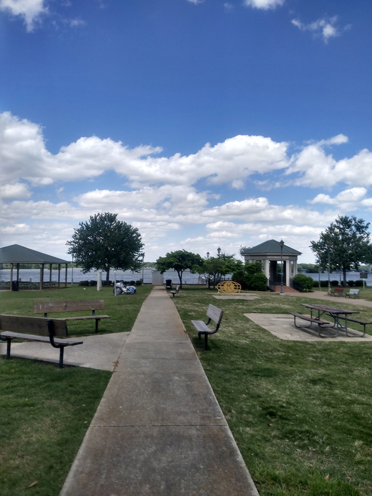 rhodes-ferry-park-3