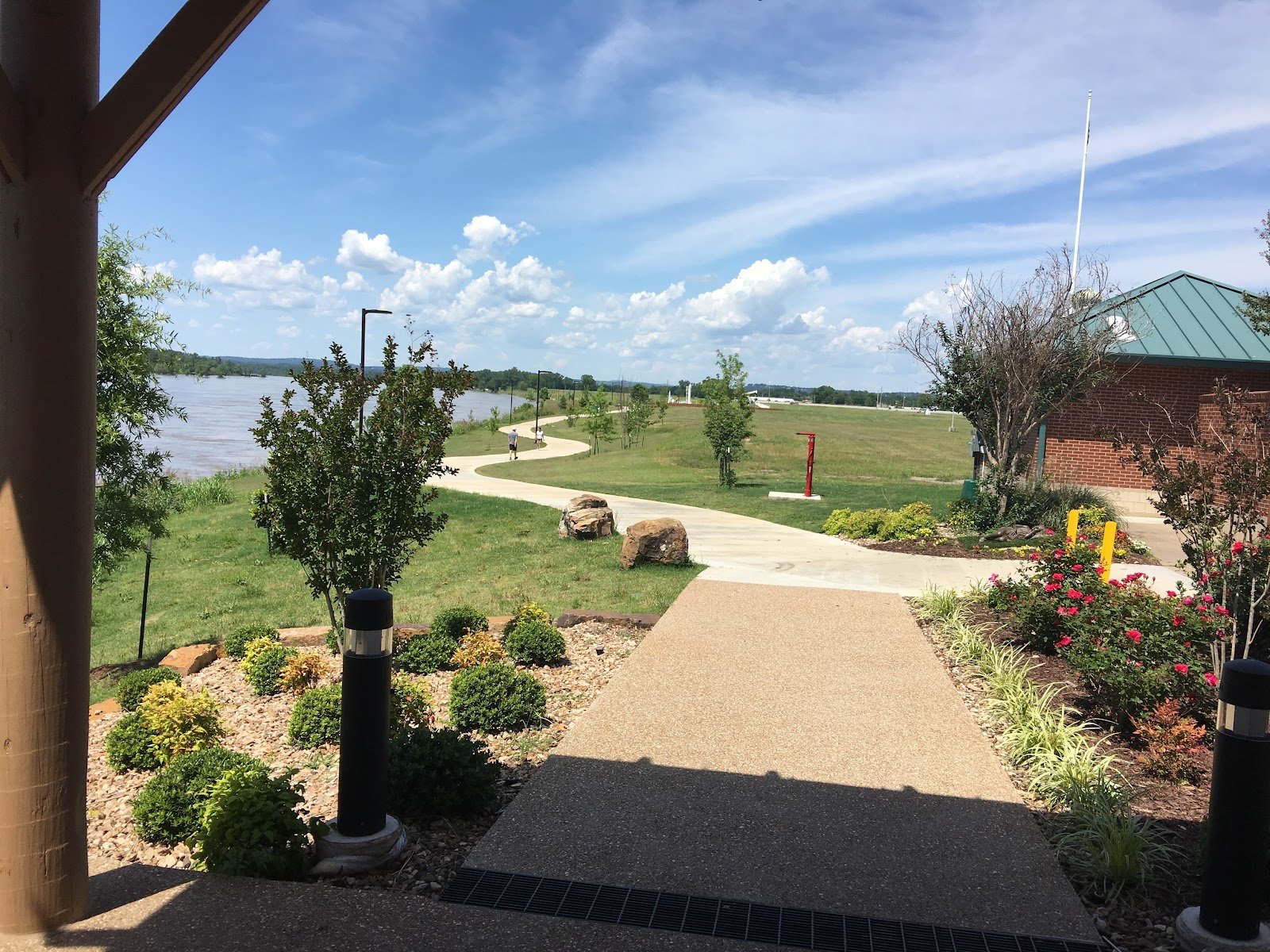 riverfront-amphitheater-4