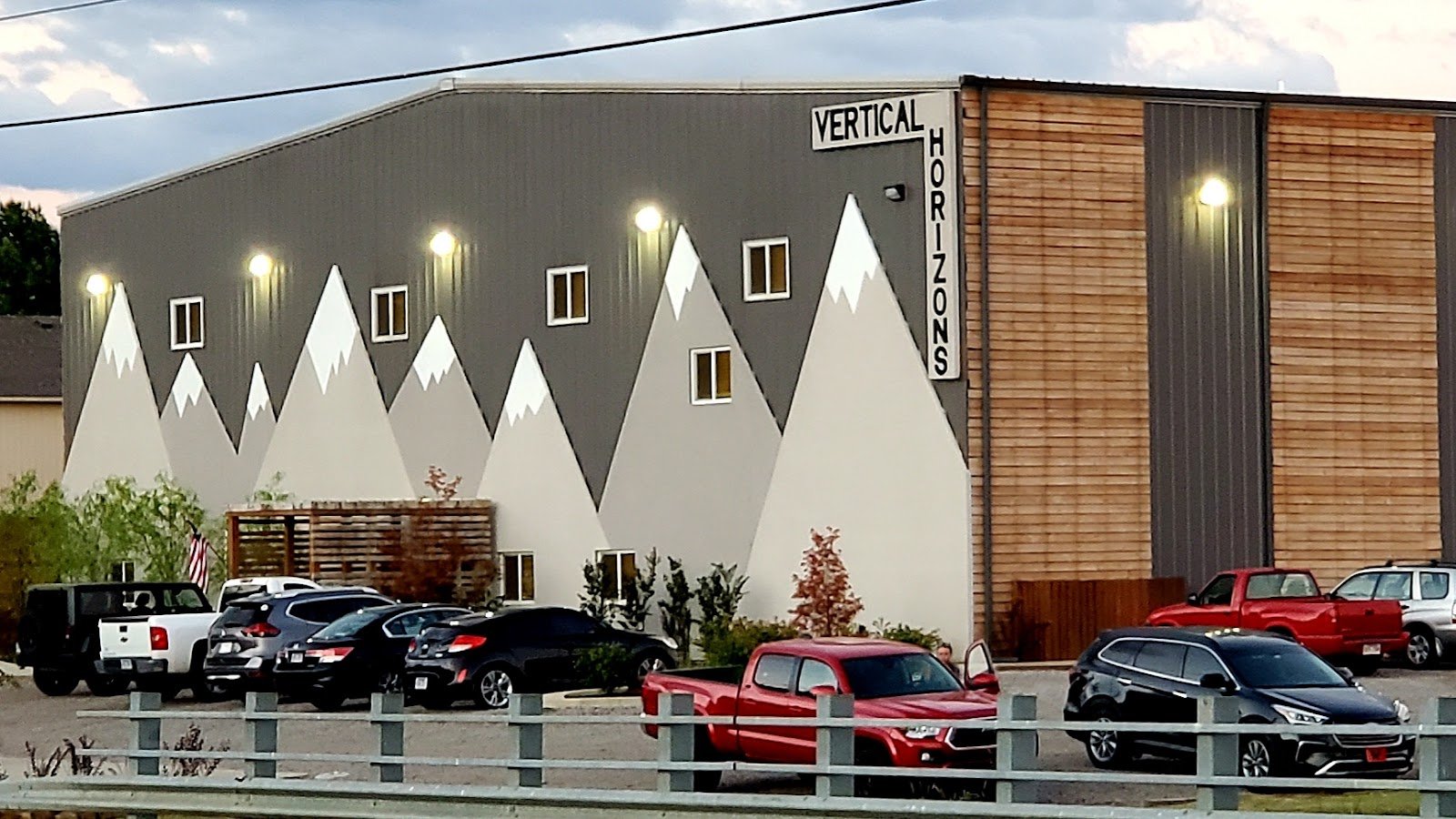 vertical-horizons-climbing-gym-4