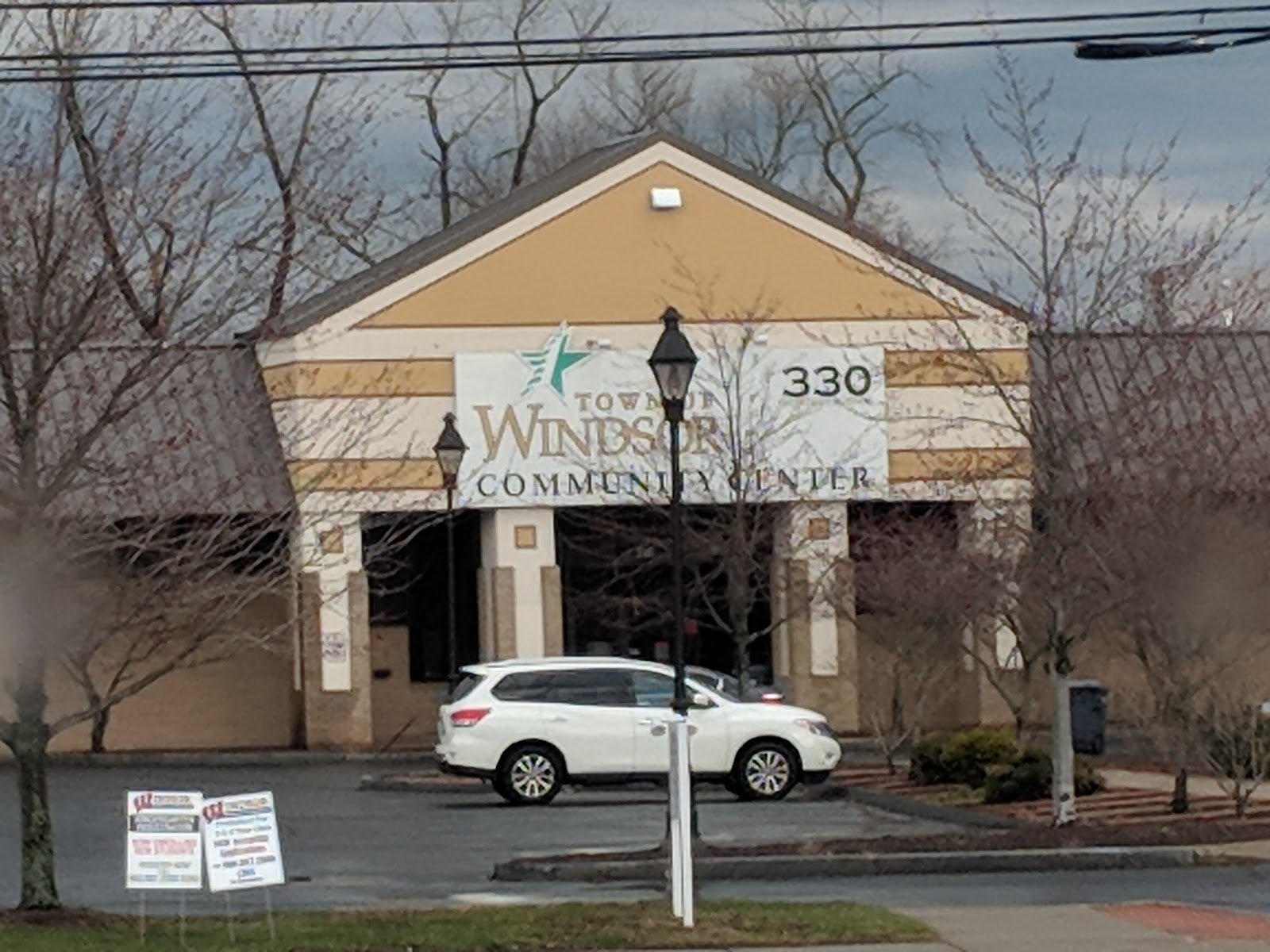 330-windsor-ave-community-center-1