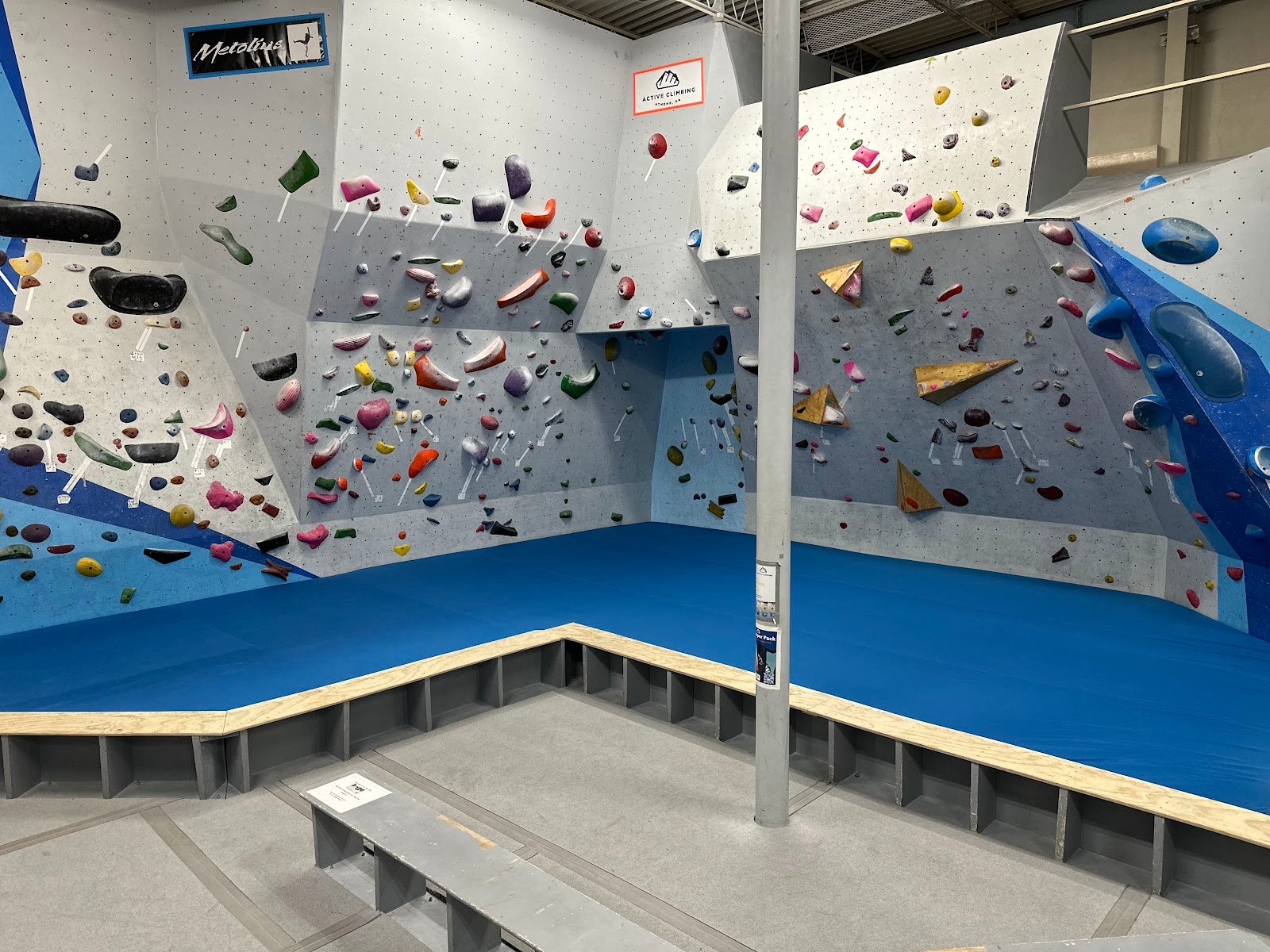 active-climbing-indoor-rock-climbing-gym-4