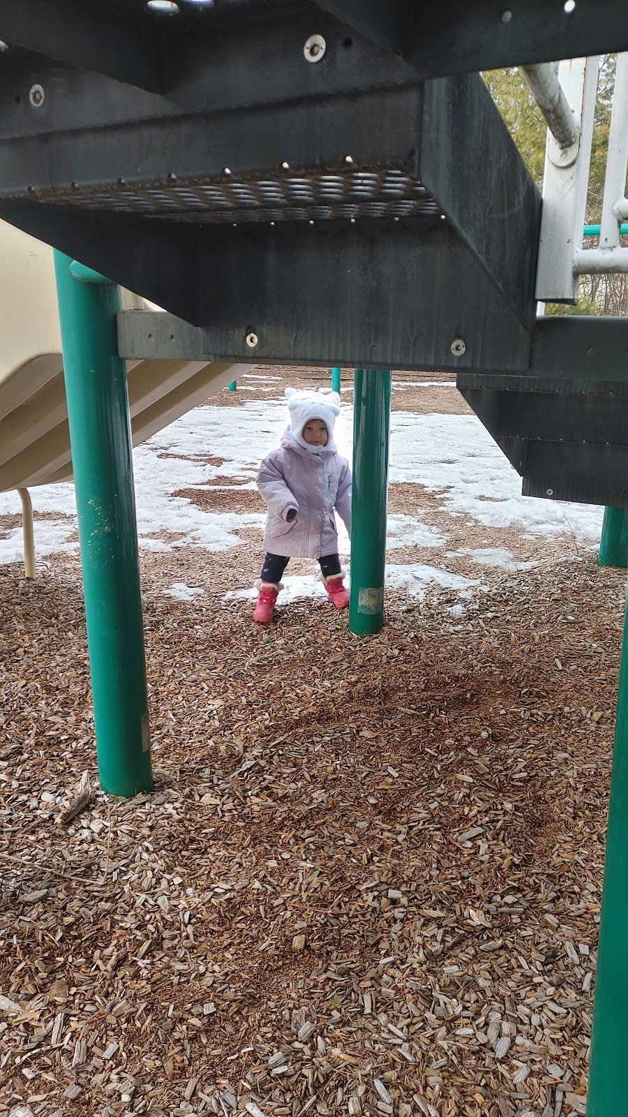 alden-woods-childrens-playground-4