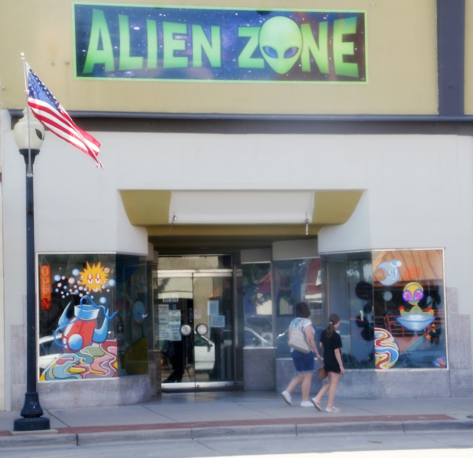 alien-zone-1