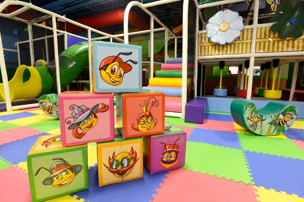 billy-beez-bay-plaza-mall-4