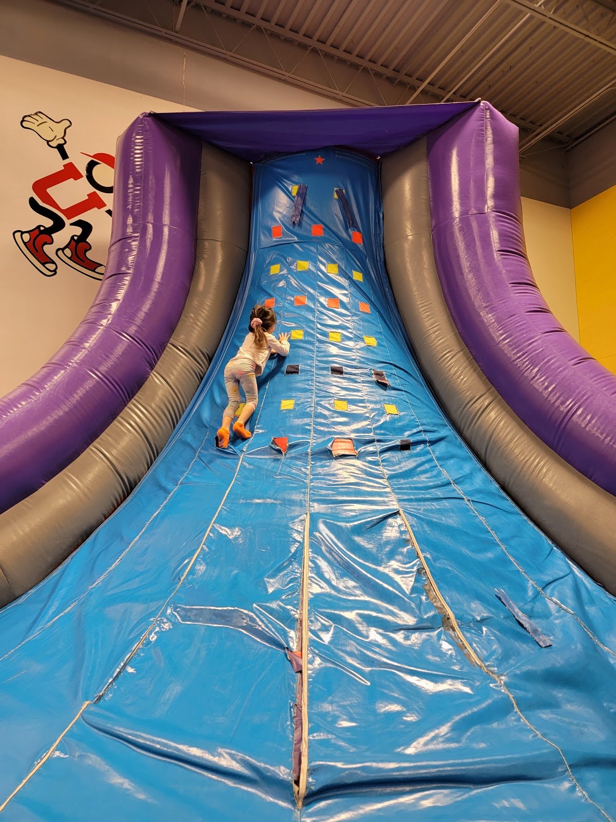 bounceu-saint-louis-kids-birthdays-and-more-3