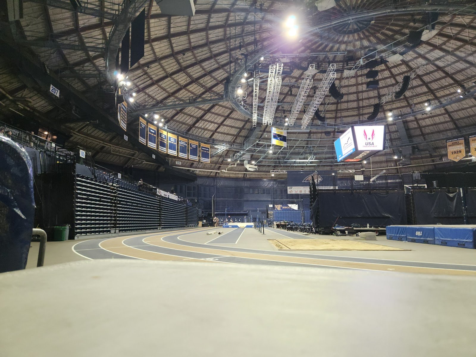 brick-breeden-fieldhouse-2