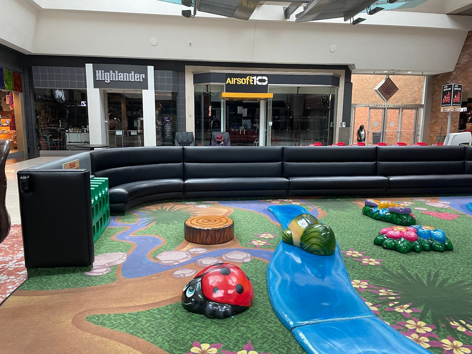 buckys-backyard-childrens-play-area-in-washington-square-1