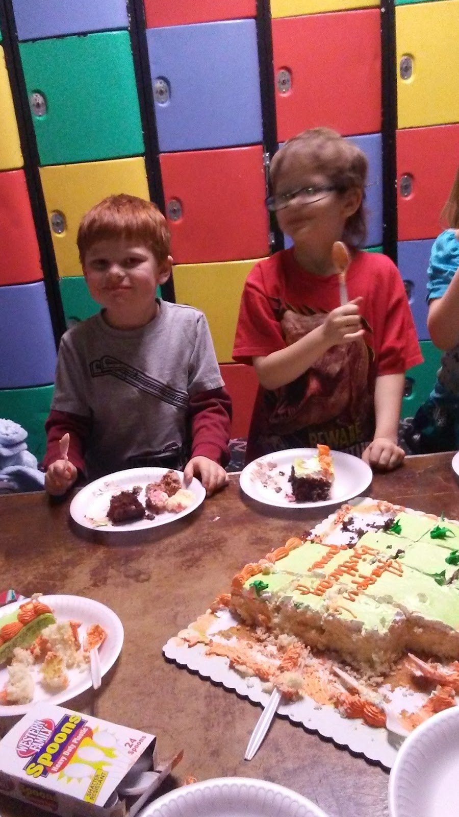 cedar-park-bowling-lanes-3