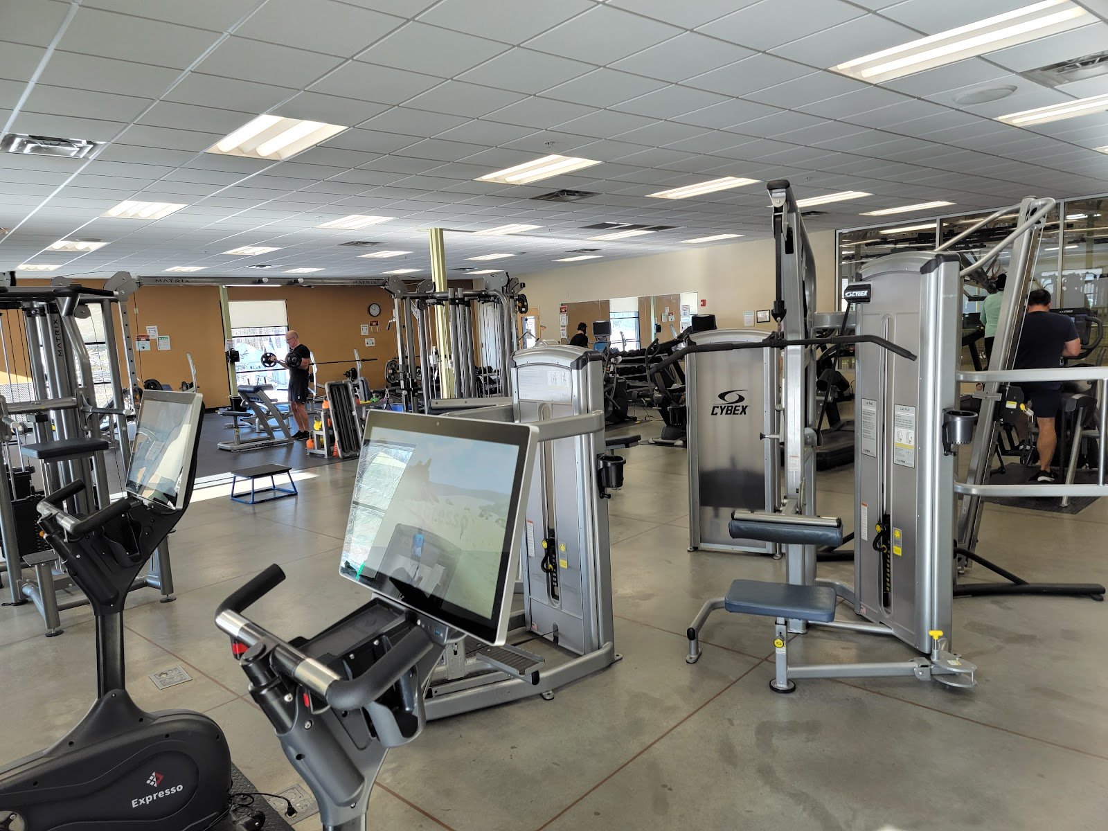 claremont-savings-bank-community-center-3