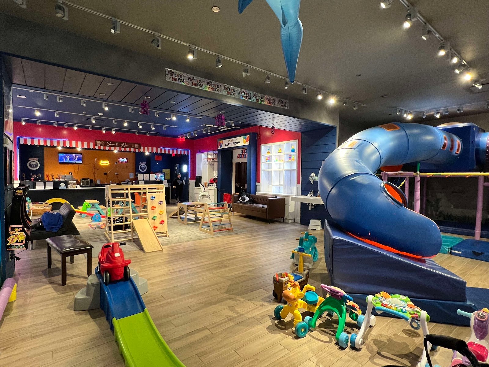 climb-play-party-cafe-2