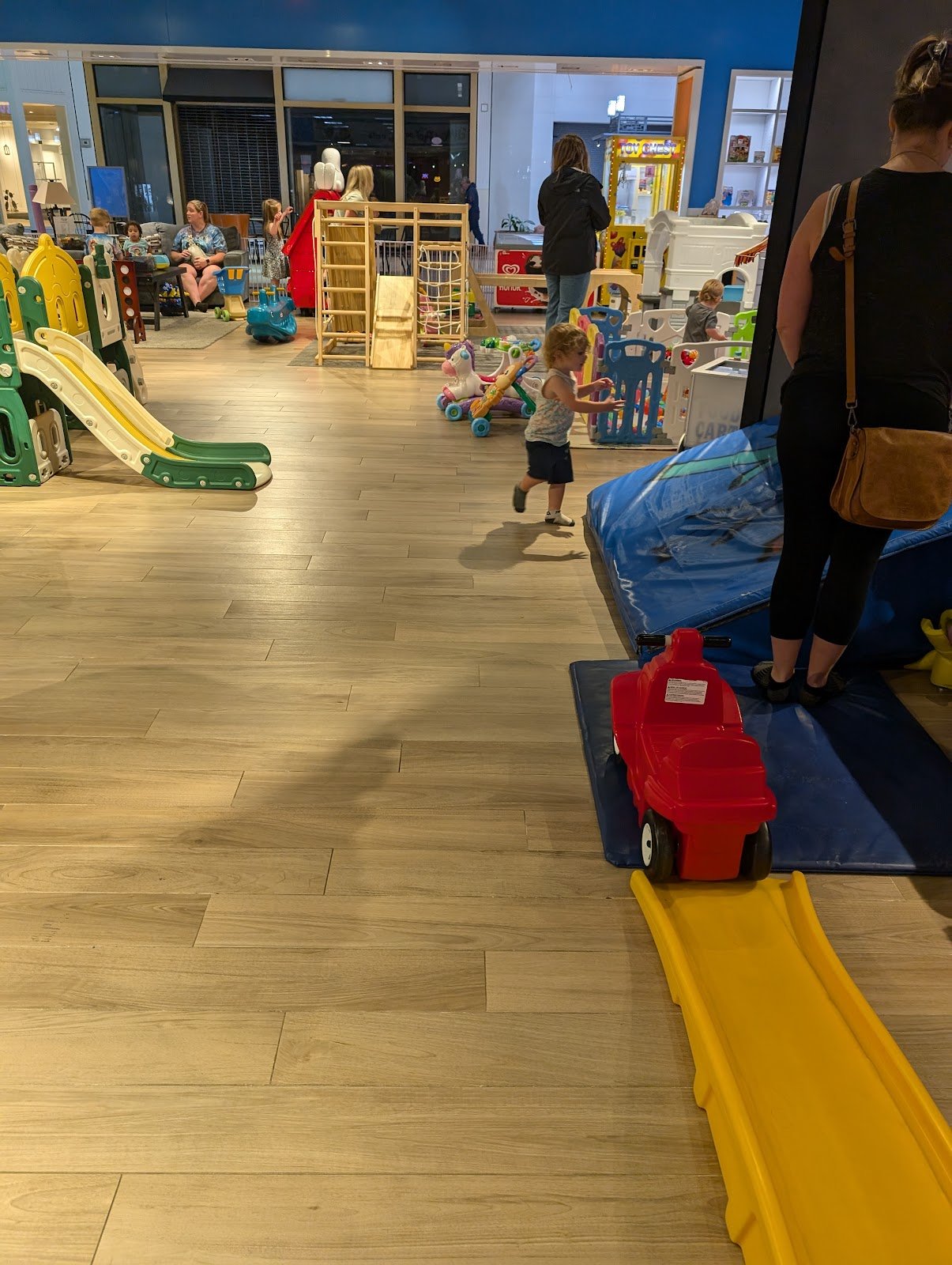 climb-play-party-cafe-3