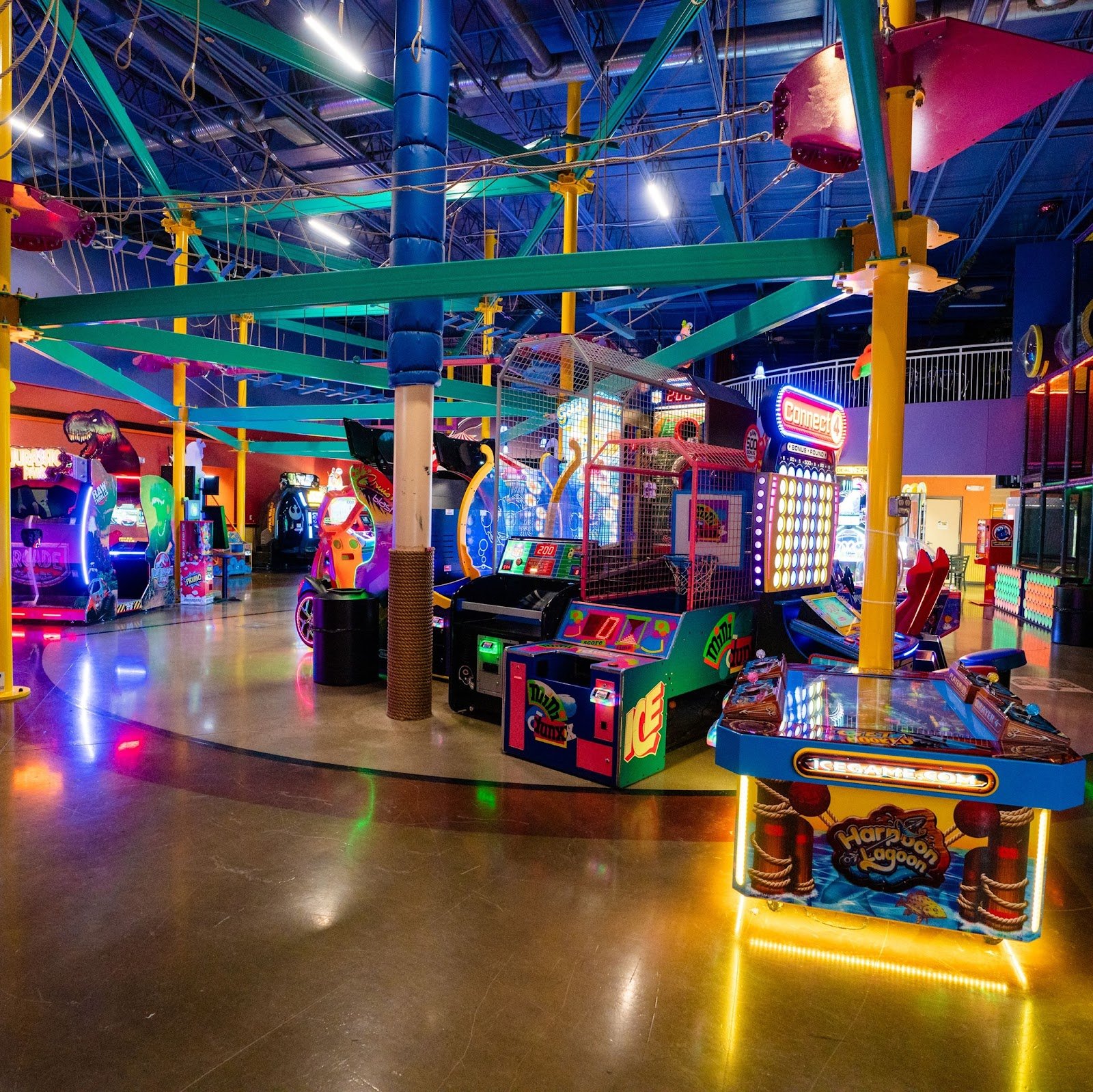 crazy-pinz-entertainment-center-3