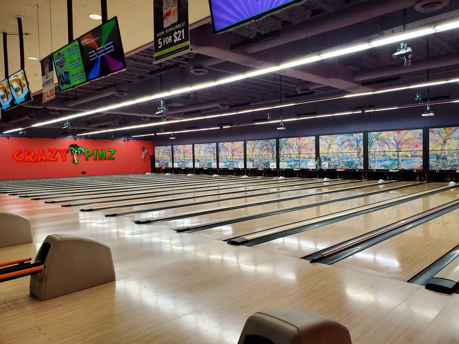 crazy-pinz-entertainment-center-4