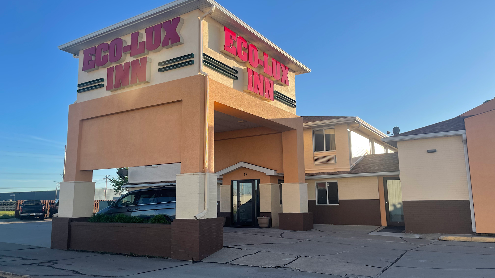 ecolux-inn-1
