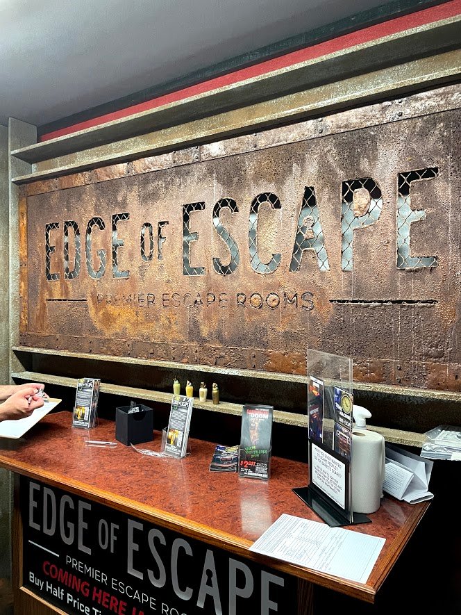 edge-of-escape-rooms-4