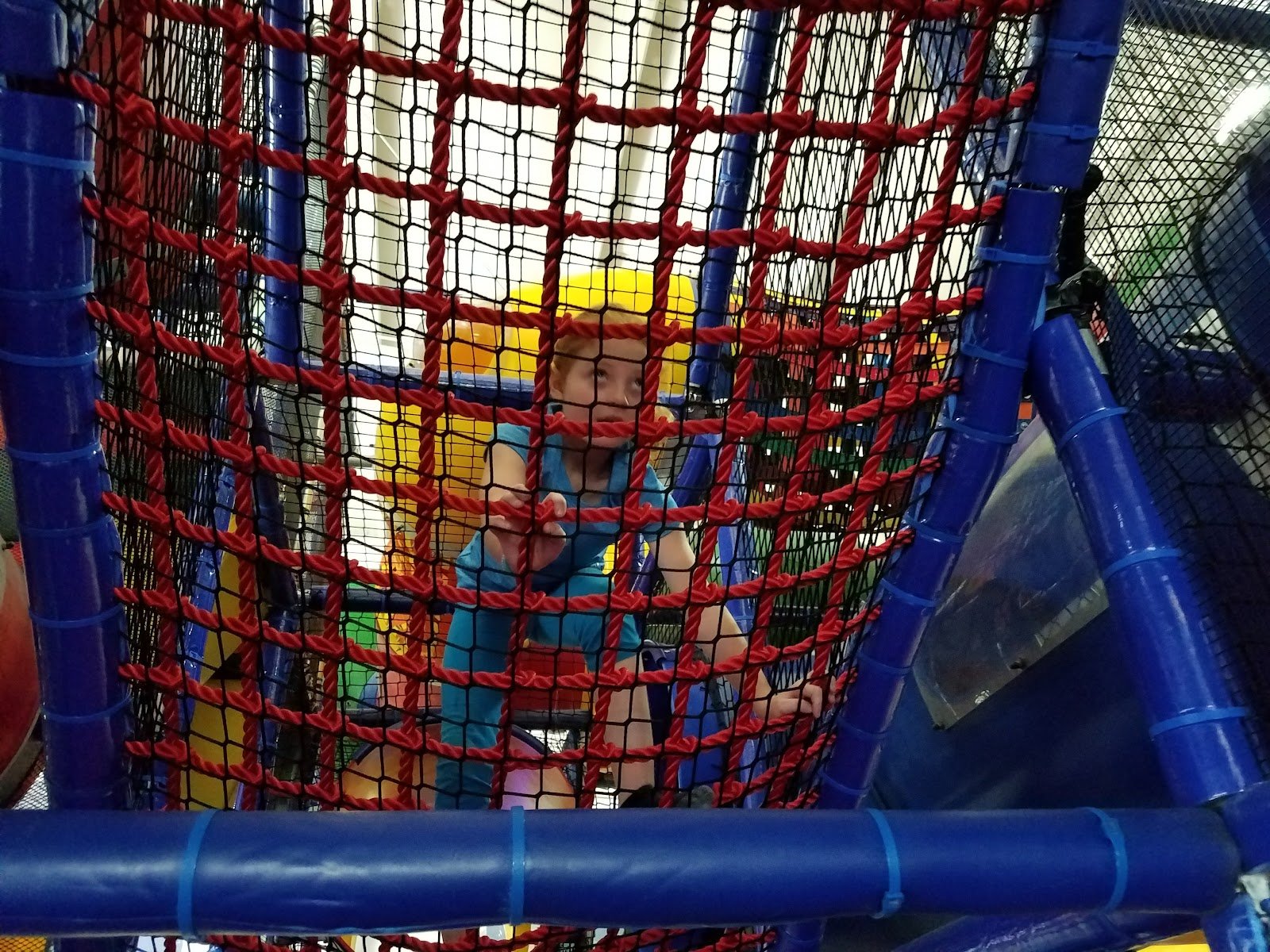 escapades-family-fun-center-4