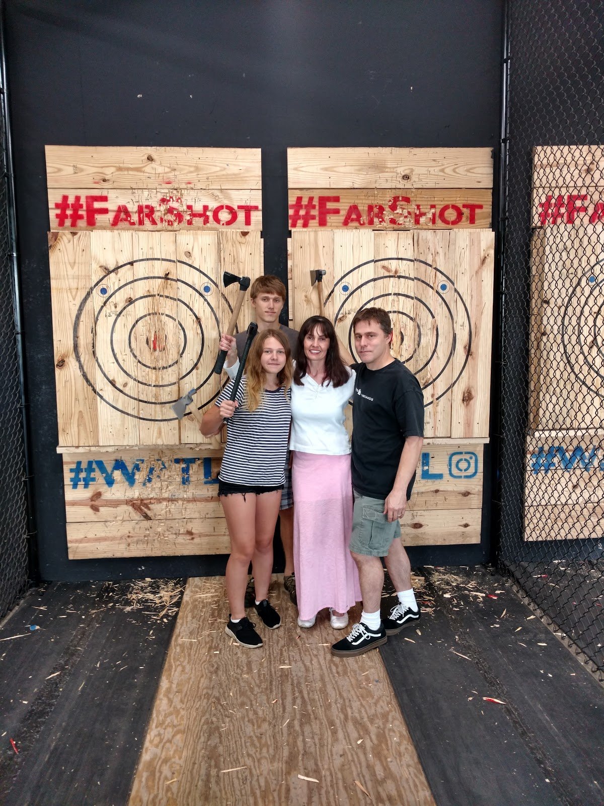 far-shot-syracuse-axe-throwing-archery-and-knife-2