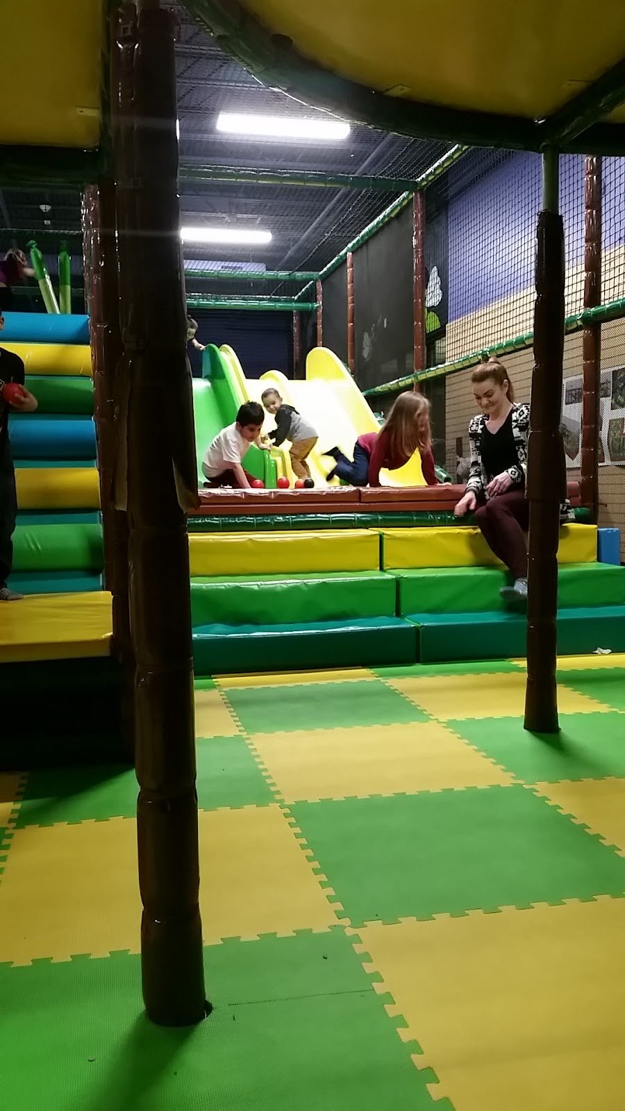 fireflies-fun-zone-4