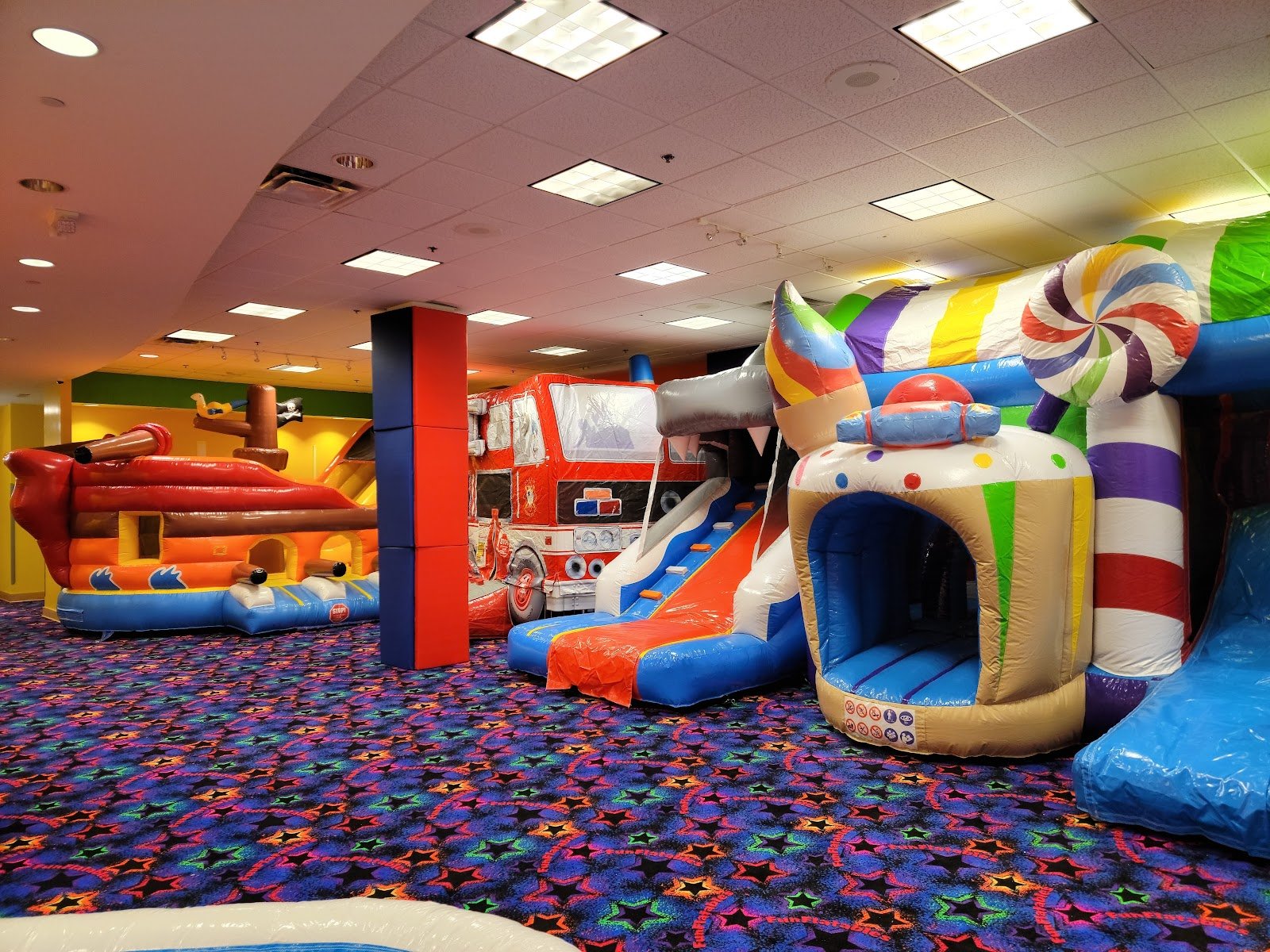 funflatables-vernon-hills-1
