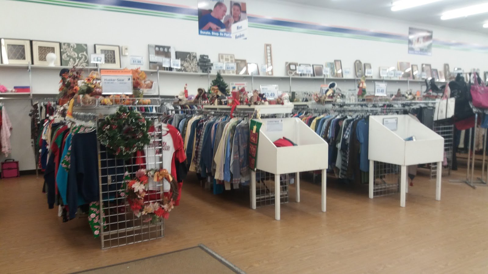 goodwill-retail-store-4