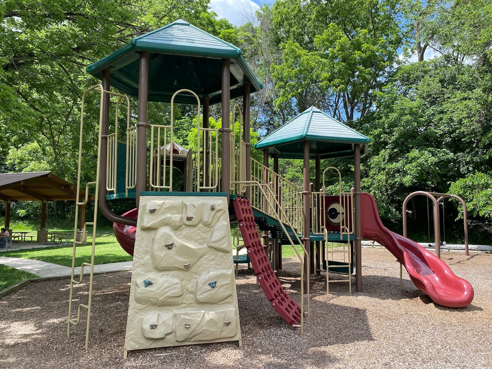 happy-hollow-park-2