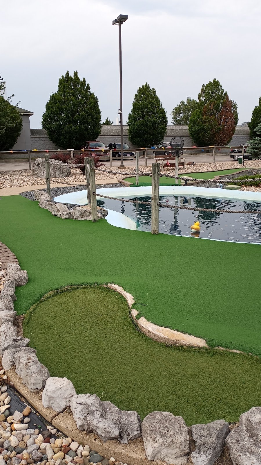hole-in-one-family-fun-2