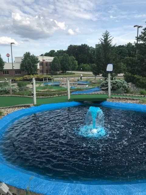 hole-in-one-family-fun-3
