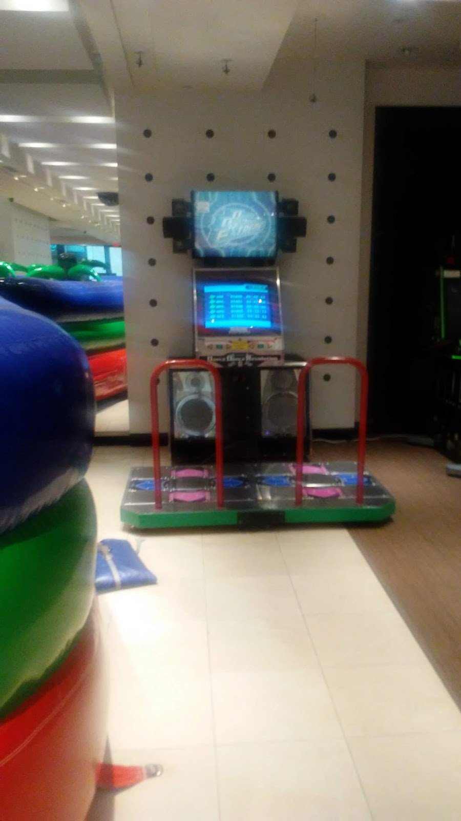house-of-bounce-fun-center-4